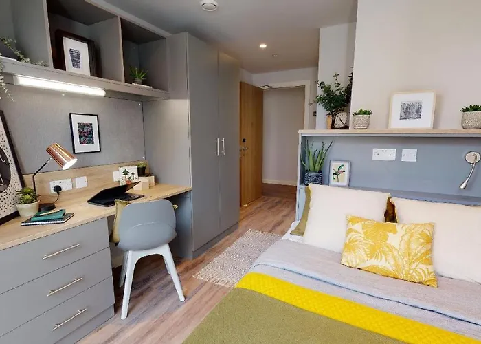 Private Ensuite Bedrooms At Altus House Near Leeds City Centre
